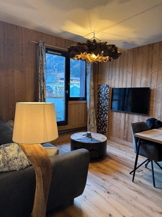 Apartamento Cocon Au Coeur De Chamonix Avec Parking Gratuit Exterior foto